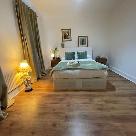 Park View Homestay Barking  Exteriér fotografie