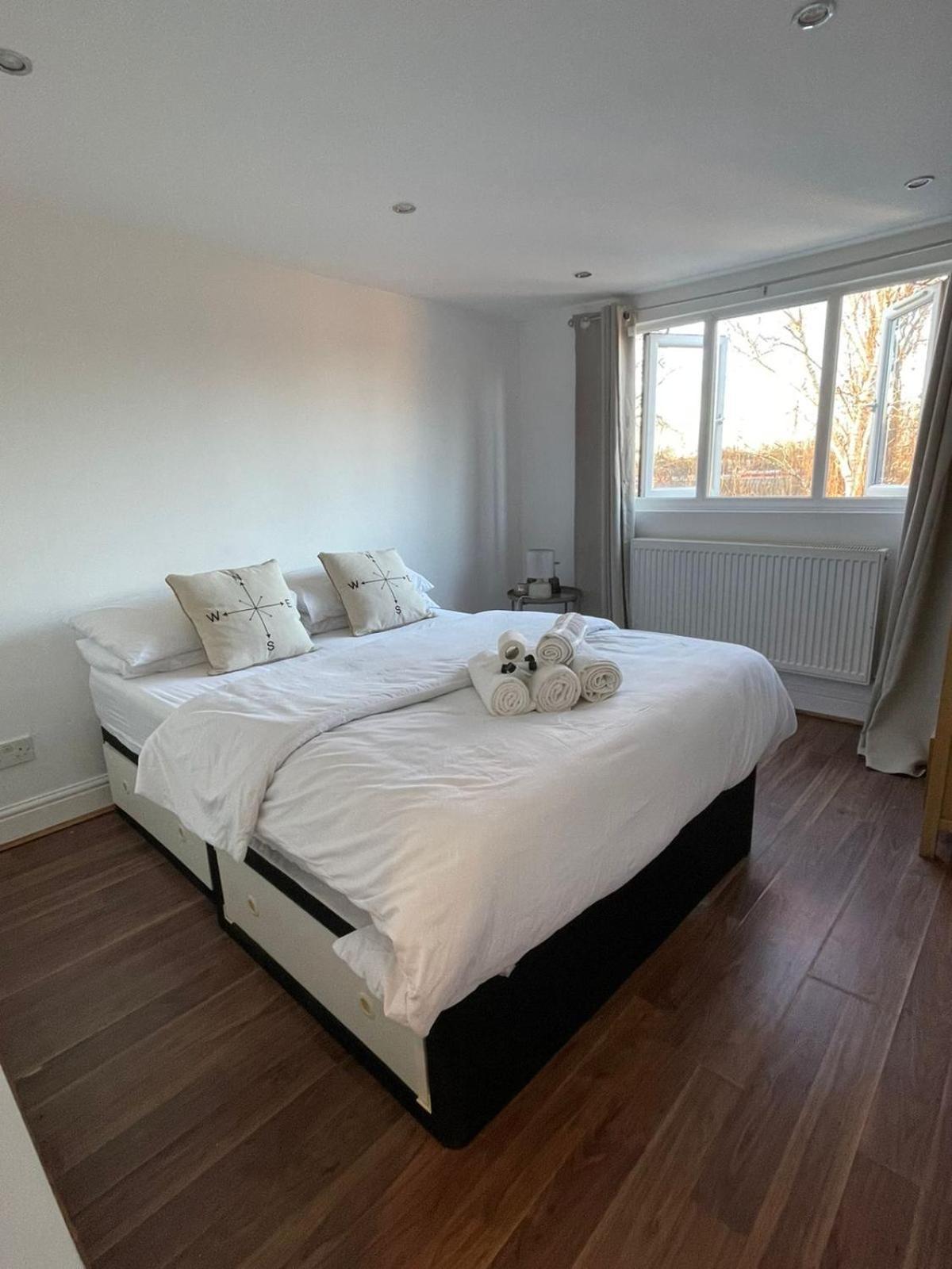 Park View Homestay Barking  Exteriér fotografie